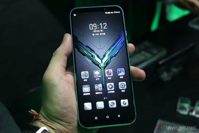 Cận cảnh Xiaomi Black Shark 2: Ông vua mới của làng smartphone gaming